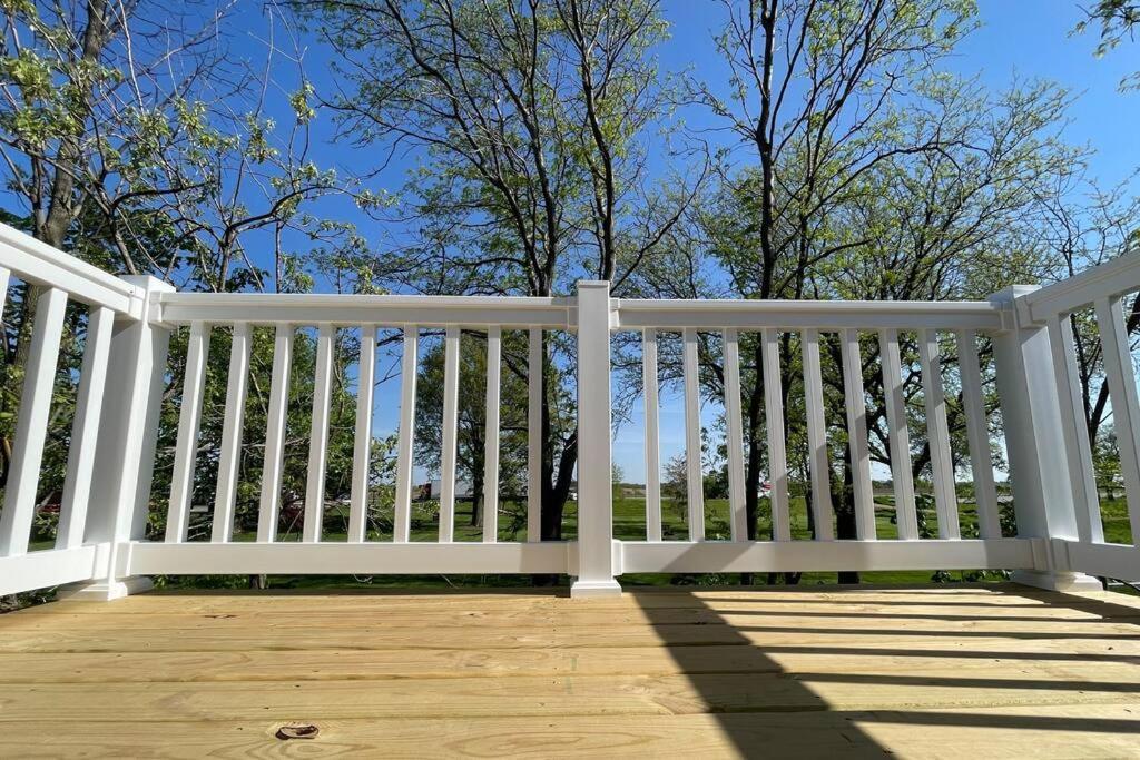 New Beautiful 3 Bedroom Condo In Bettendorf Exterior photo